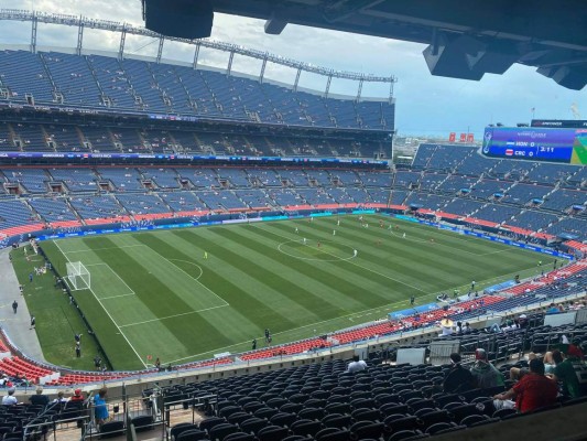 Así disfrutaron los hondureños el duelo ante Costa Rica en el Empower Field