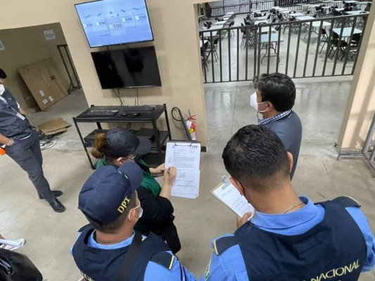 Fiscales continúan investigación por adulteraciones de actas en Centro Logístico Electoral del CNE  