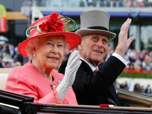 ¿En qué afecta a la monarquía británica la muerte de Felipe de Edimburgo?