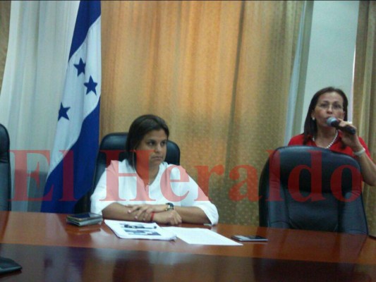 Honduras: Empieza la entrega de sobres blancos a personal de la DEI a nivel nacional