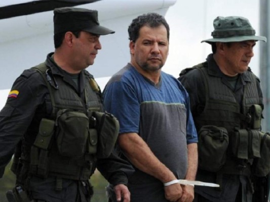 Daniel Rendón Herrera, alias 'Don Mario', de 54 años, capturado hace nueve años en la selva colombiana, fue extraditado el lunes a Estados Unidos.