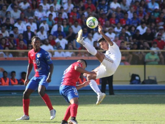Alianza vence 1-0 a FAS y se corona campeón del fútbol salvadoreño