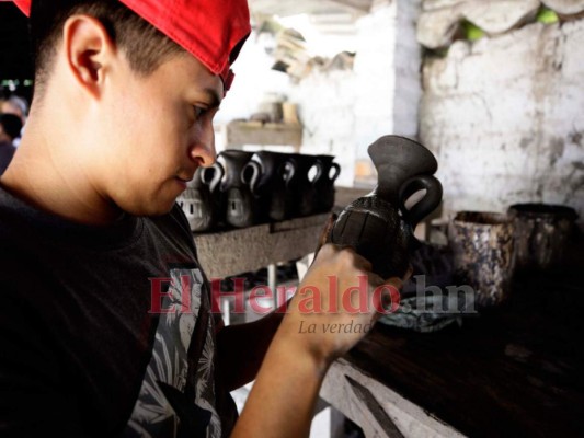 Honduras: Alfareros retoman el molde en Ojojona