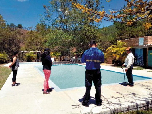 Semana Santa: Decomisan más de 6,640 libras de alimentos vencidos