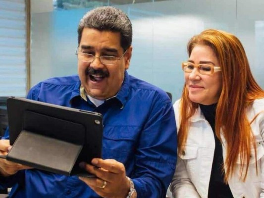 Nicolás Maduro enfila su campaña a la reelección con primer 'Facebook live'