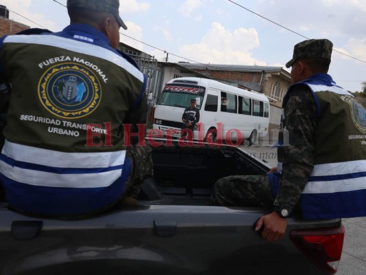 Ataques mortales obligan a la Fuerza Nacional de Seguridad del Transporte Urbano a salir a las calles