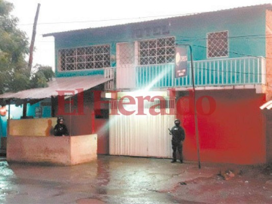 Detienen a joven por asesinar a machetazos a su abuelo en Yoro