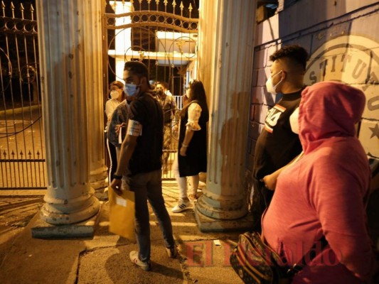 Todo listo en el Instituto Central para dar inicio a la fiesta democrática (FOTOS)