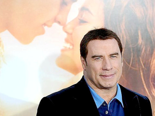 Travolta acusado por acosar sexualmente a un masajista