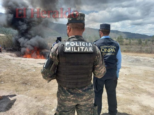 Incineran casi 400 kilos de cocaína en la capital de Honduras (FOTOS)