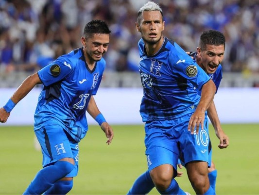 En un partidazo, Honduras clasifica a cuartos tras vencer 3-2 a Panamá