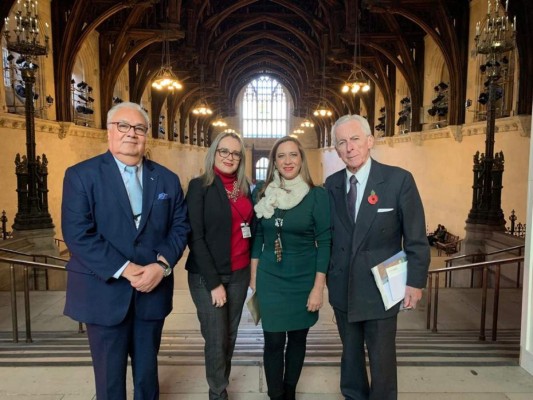 Honduras participa en exitosa promoción turística en Londres