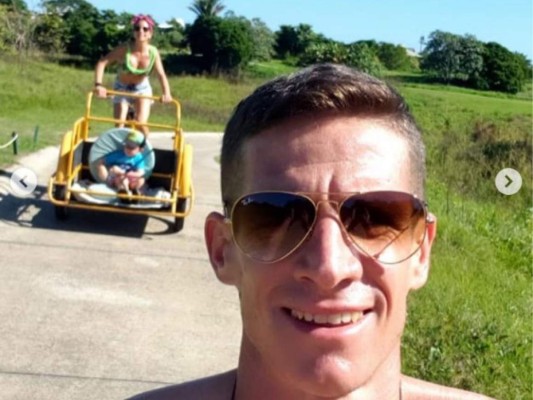FOTOS: Las vacaciones de Jonathan Rougier y su familia en paradisíacas playas hondureñas