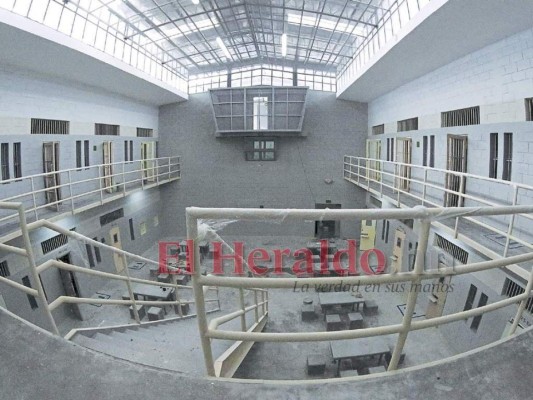 Para evitar contagios de Covid-19 ordenan cerrar 'El Pozo' en Ilama