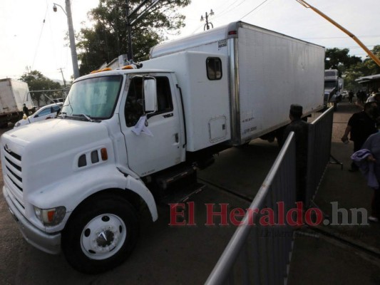 Sin retraso salen camiones con maletas electorales para segunda ruta (FOTOS)