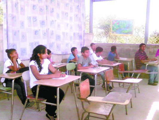 Primeras lluvias recuperan niveles de la represa Nacaome