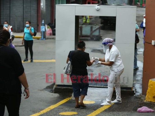 Desinfección y distancia: estrictas medidas en reapertura del Zonal Belén