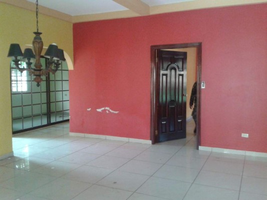 Aseguran más bienes a 'Los Cachiros' en Colón &nbsp;&nbsp;