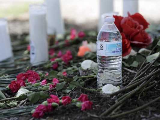 Inmigrantes lloraban y rogaban por agua en camión en Texas