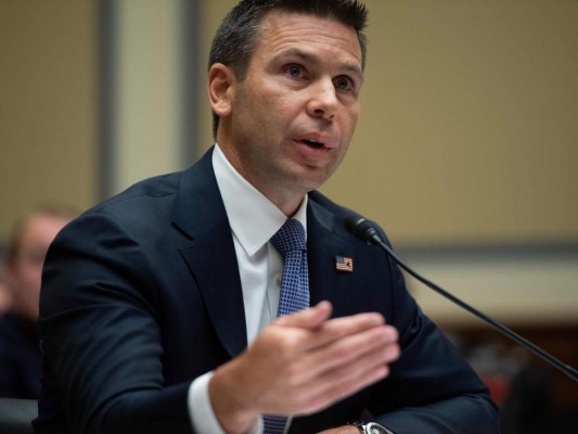 Renuncia Kevin McAleenan, responsable de los polémicos acuerdos migratorios con Honduras