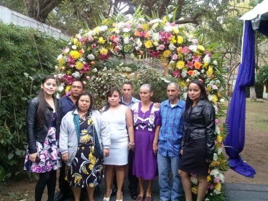 Entre viaje y viaje floreció el amor de Ariel y Liliam&nbsp;&nbsp;