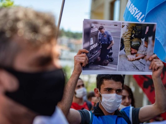 FOTOS: Siguen intensas protestas a 11 días de la muerte de George Floyd