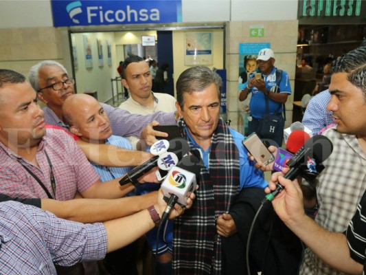 Selección de Honduras partió rumbo a Argentina para enfrentar a la Albiceleste de Messi