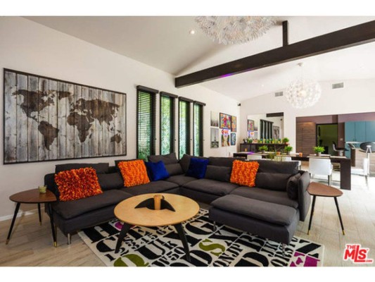 Miley Cyrus compra casa nueva cerca de Liam Hemsworth