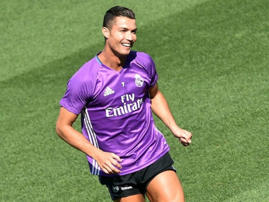 Cristiano Ronaldo a Xavi: 'Yo tengo tres Balones de Oro, él ninguno'