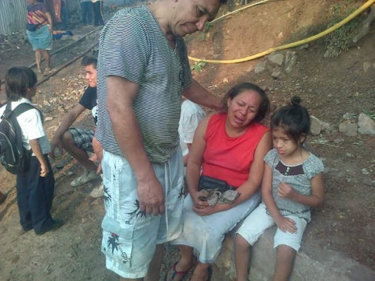 Incendio consume 7 viviendas en Comayagüela