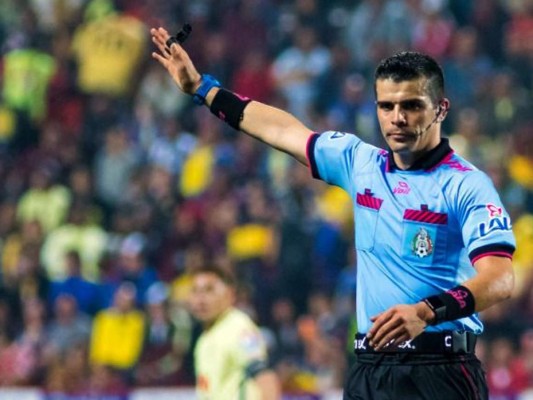 Árbitros mexicanos pitarán el partido de Honduras ante Estados Unidos