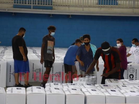 Bajo completa normalidad llegaron 3,345 maletas electorales a Cortés (Fotos)