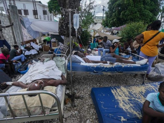 Depresión tropical Grace azota Haití tras el terremoto