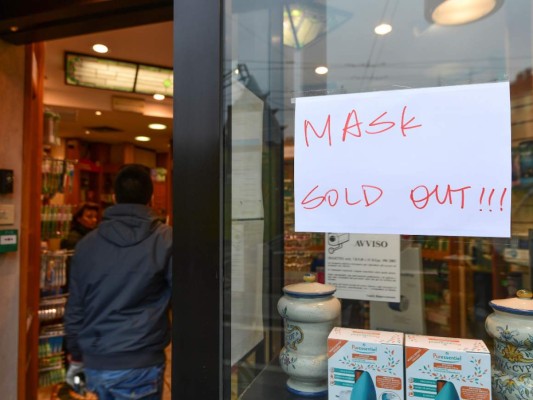 Tiendas vacías, cuarentena y alerta máxima en Italia por coronavirus