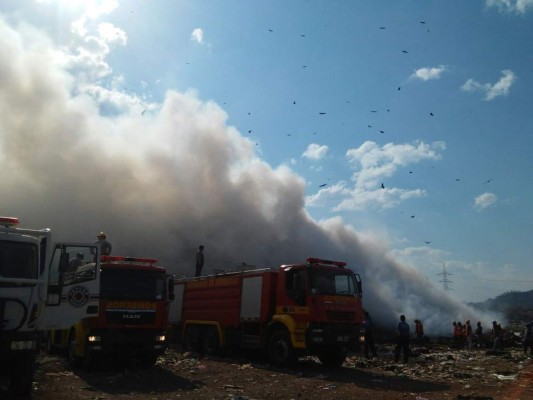 Contaminación en la capital por un incendio en el botadero municipal