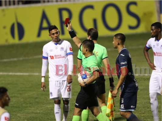 La bronca de Troglio, invitado de lujo: lo que no se vio en el Motagua-Olimpia (Fotos)