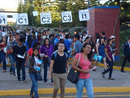 La UNAH recibirá este domingo a 14 mil aspirantes a la Prueba de Aptitud Académica