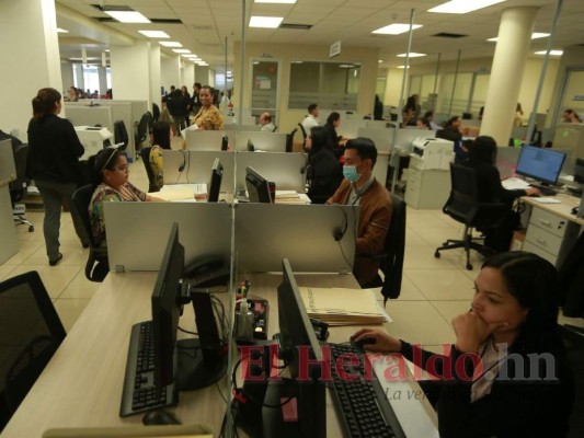 Sector público estima 86,603.4 millones de lempiras en salarios para 2022