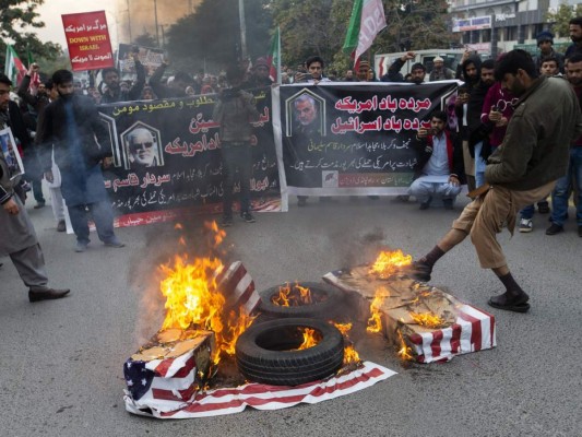 'Atacaremos muy pronto y muy duro', fuerte amenaza de Trump a Irán