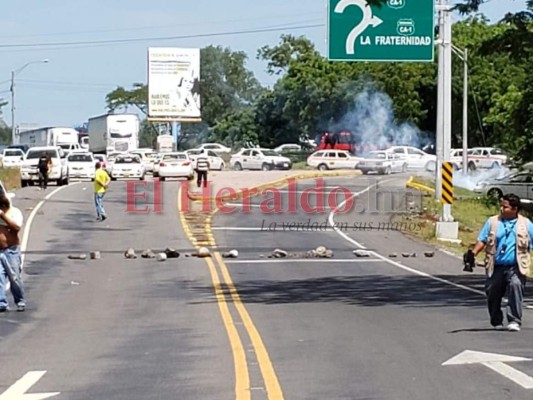 Transportistas se toman carretera que da acceso a Choluteca &nbsp;&nbsp;
