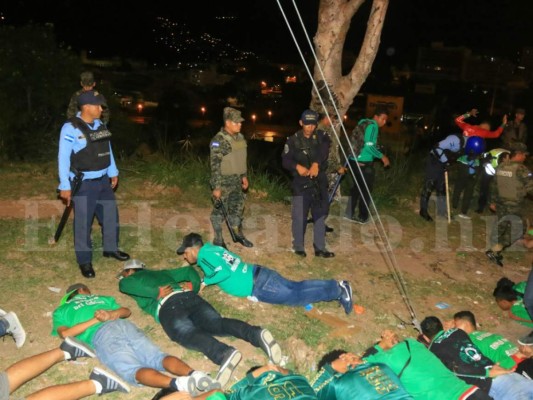 Zafarrancho entre barras de Olimpia y Marathón deja detenidos y heridos en el Nacional