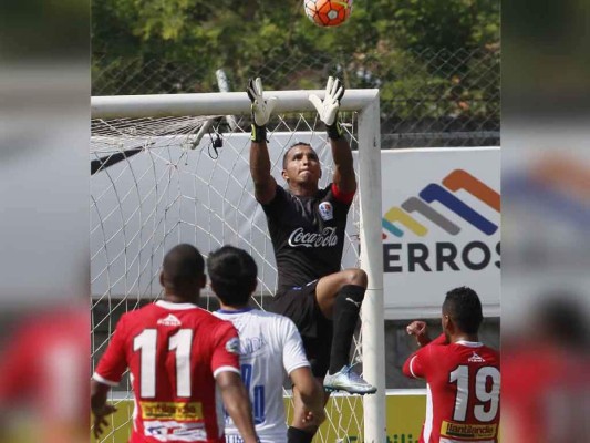 Olimpia no contratará otro arquero tras el retiro de Noel, Donis Escober es el amo y señor