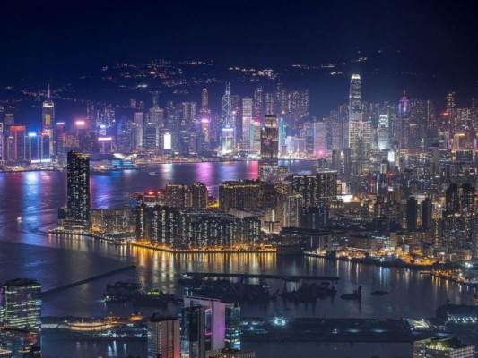 Las 10 ciudades más caras para vivir en el mundo (Fotos)