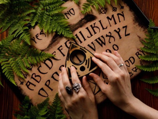 Casos espeluznantes de personas que jugaron la güija y no vivieron para contarlo