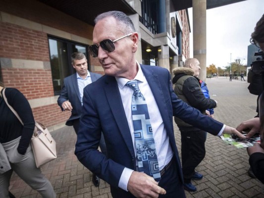 Gascoigne niega que beso a pasajera fue con intención sexual&nbsp;