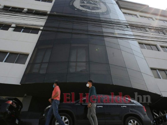 No es momento para gravar el comercio electrónico, según analistas