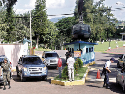 Policía insta a prófugos a entregarse