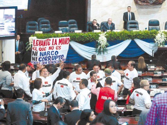 Partido Nacional y Libre afianzaron un nuevo bipartidismo tras reformas en el Congreso Nacional