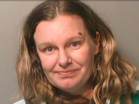 Mujer en Iowa admite haber atropellado a menores por su raza