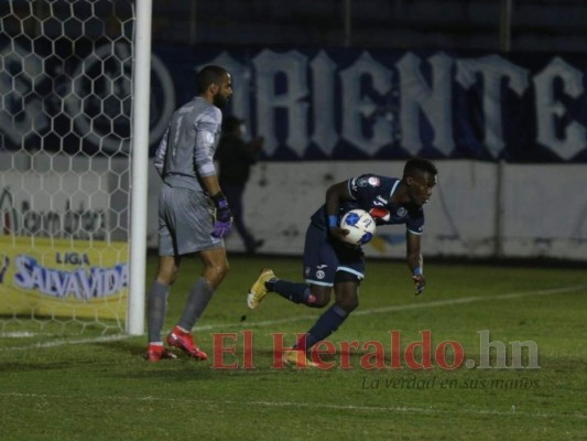 El destino de Costly y un legionario que vuelve a Motagua: el mercado de fichajes